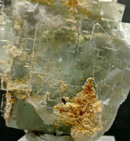 Fluorite (Fluorine) à fantômes, Pratclaux, Marsanges, Haute-Loire, Auvergne.