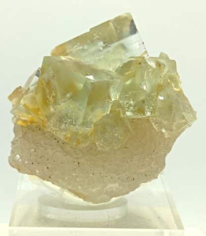 Fluorine sur Quartz, Marsanges, Haute-Loire, Auvergne.