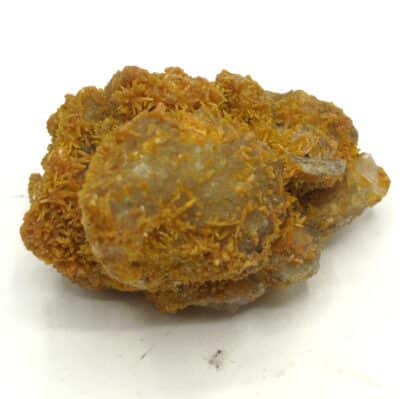 Pyromorphite sur Baryte, Mine des Farges, Ussel, Corrèze.