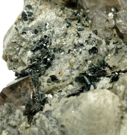 Hématite et Quartz, Val Cavradi, Suisse.