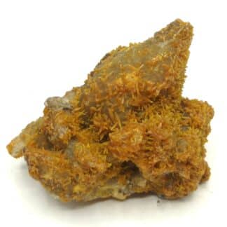 Pyromorphite sur Baryte, Mine des Farges, Ussel, Corrèze.