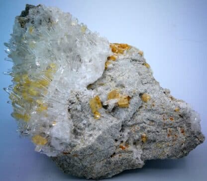 Dolomite, quartz, Fontfraiche, Saint Pierre de Mésage, Isère.