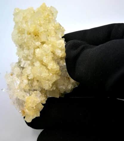 Dolomite, quartz, Fontfraiche, Saint Pierre de Mésage, Isère.aint-Pierre-de-Mésage, Isère.