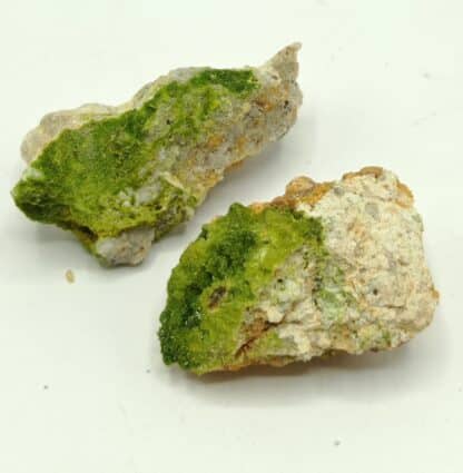 Lot de 2 Pyromorphite verte, Nant, Millau, Aveyron.