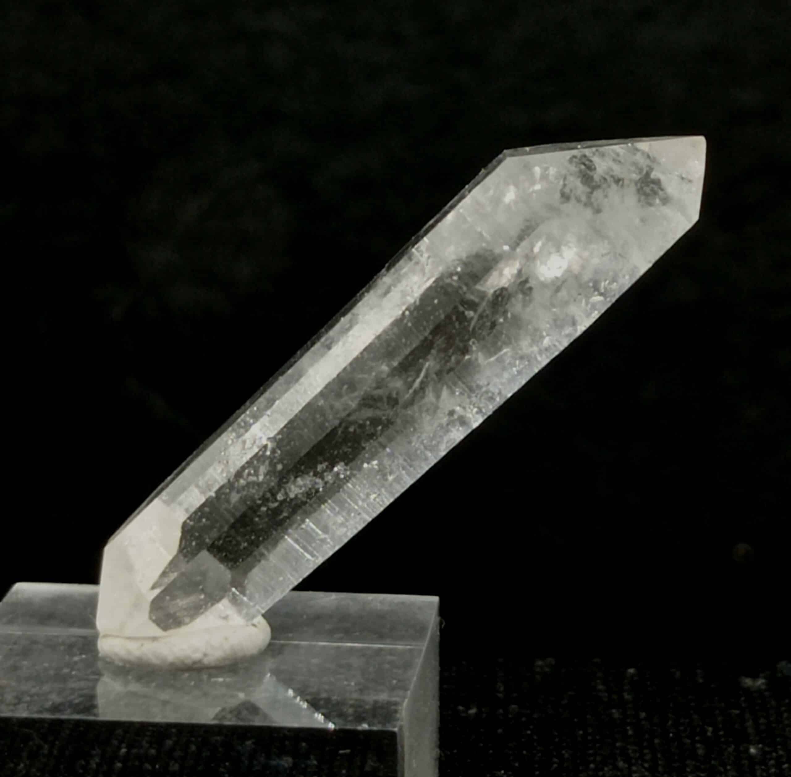 Quartz biterminé, La Mine à Giraud, La Gardette, Oisans, Isère.