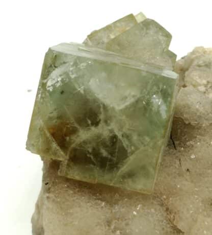 Fluorine (Fluorite) sur Quartz, Marsanges, Haute-Loire, Auvergne.