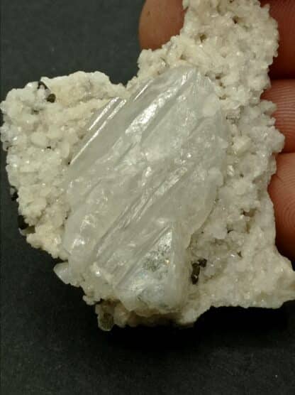 Adulaire et Muscovite, Val Tremola, Saint Gothard, Suisse.