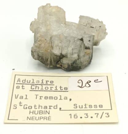 Adulaire et Chlorite, Val Tremola, Saint Gothard, Suisse.