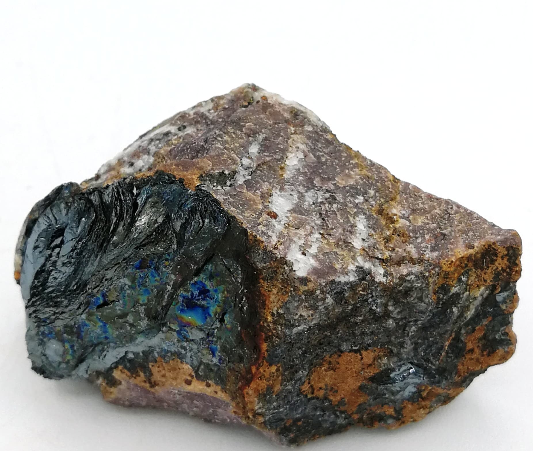 Hematite-Batere-Corsavy-Pyrenees-Orientales.