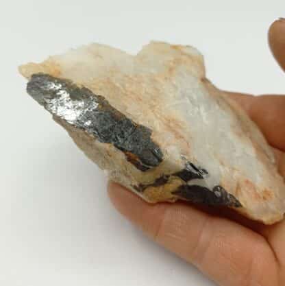 Wolfram sur Quartz, Mine de Montbelleux, Luitré, Ille-et-Vilaine, Bretagne.