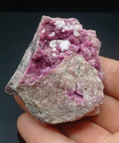 Dolomite sur Cobaltocalcite, Musonoï, Katanga, Congo (RDC).