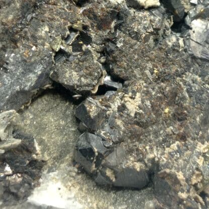 Galène, Blende et Chalcopyrite, Tunnel des Chavants, Les Houches, Haute-Savoie.