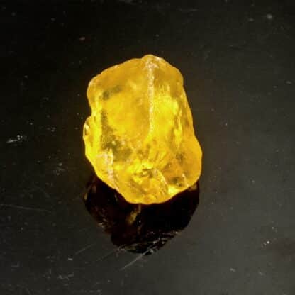 Fluorite (Fluorine) jaune, Puy-Saint-Gulmier, Puy-de-Dôme, Auvergne.
