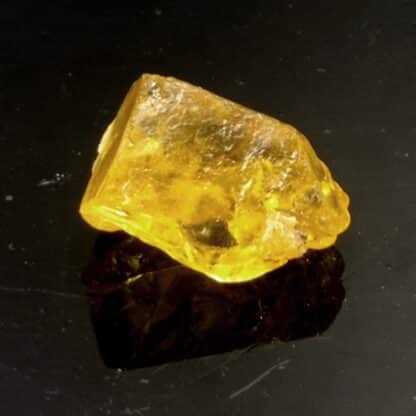 Fluorite (Fluorine) jaune, Puy-Saint-Gulmier, Puy-de-Dôme, Auvergne.