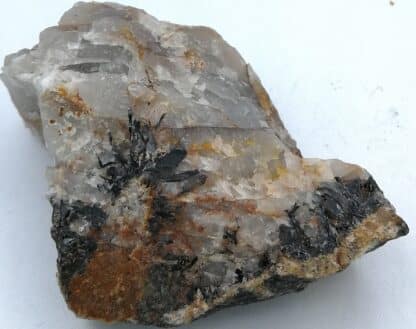 Wolfram (Wolframite), carrière de Beauvoir, La Bosse, Allier.