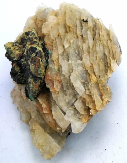 Bournonite, bindheimite, baryte, Usclas-du-Bosc, Loiras, Hérault.