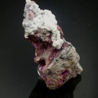 Dolomite sur Cobaltocalcite, Musonoï, Katanga, Congo (RDC).