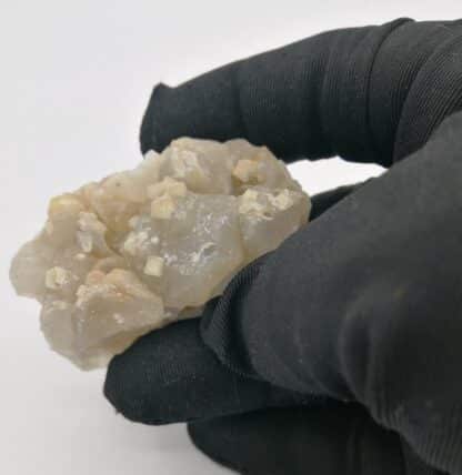 Quartz, calcédoine, Berrien, Finistère.