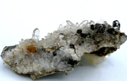 Monazite et cristaux de quartz, La Lauzière, Savoie.