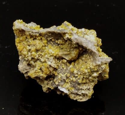 Pyromorphite, Mine des Farges, Ussel, Corrèze.