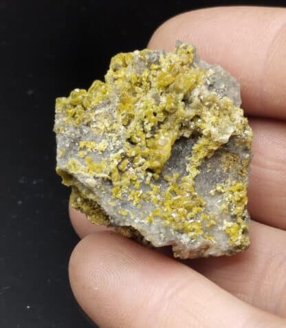 Pyromorphite, Mine des Farges, Ussel, Corrèze.