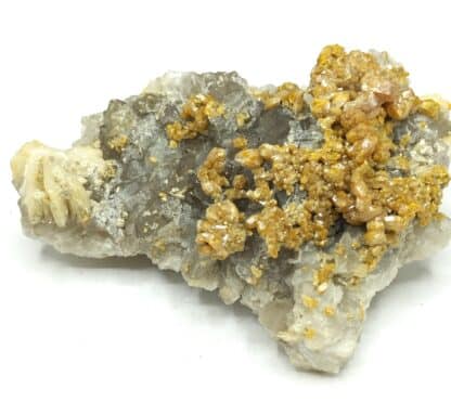 Pyromorphite et Baryte sur Quartz, Les Farges, Ussel, Corrèze.