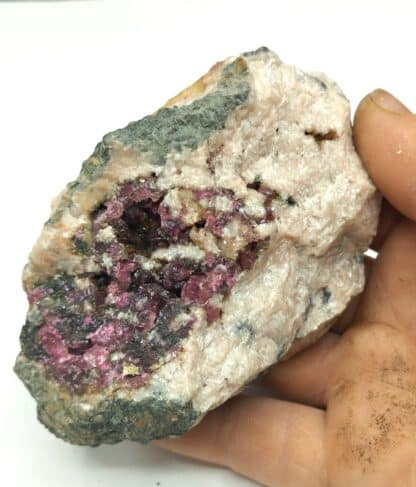 Rosélite et Wendelwilsonite, Bou Azzer, Maroc.