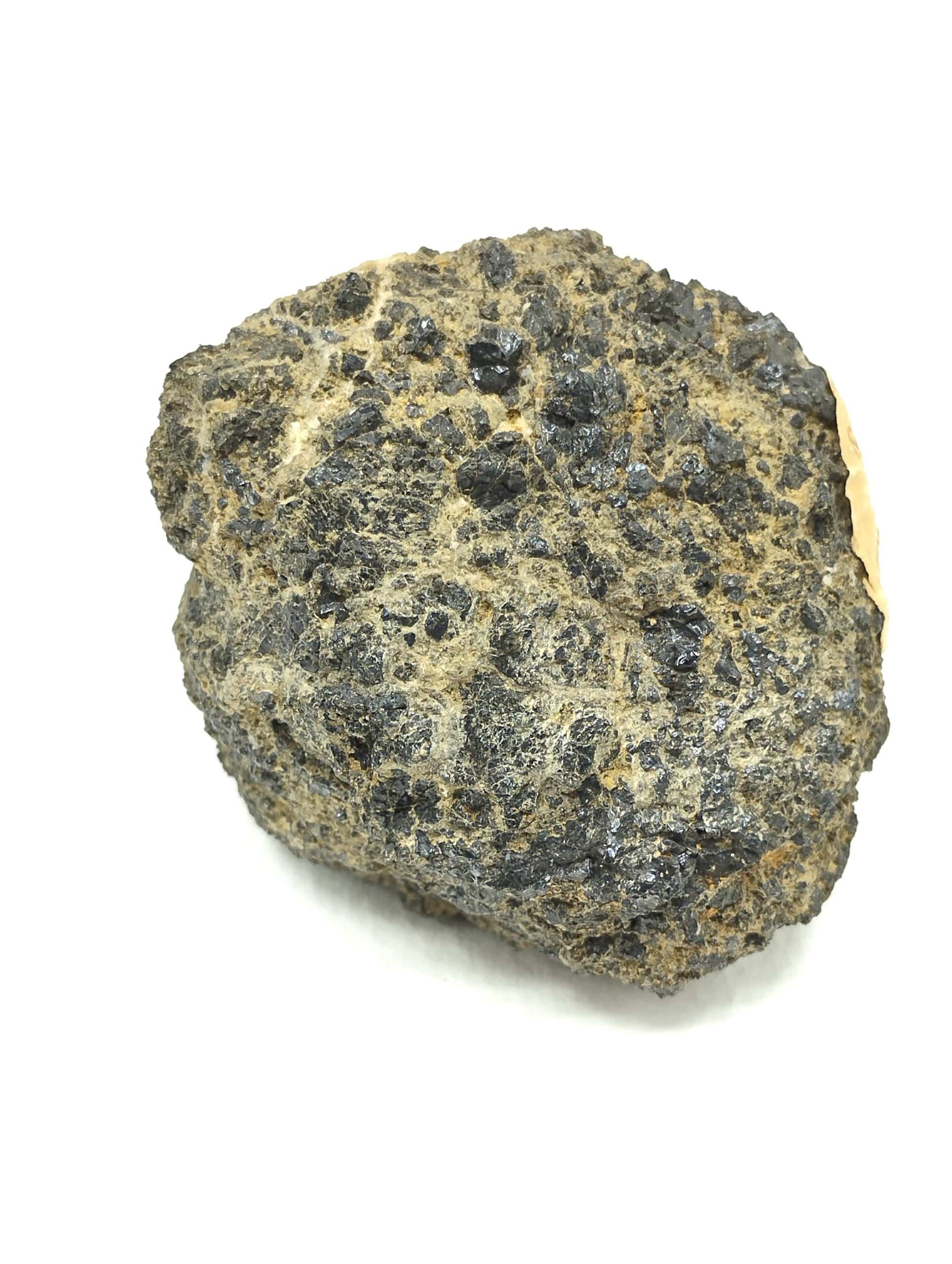 Pyroxène (Augite), Volcan de Beaulieu, Bouches-du-Rhône.