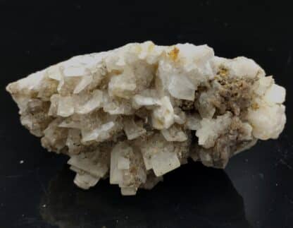 Cérusite, Baryte et Quartz, Mine des Farges, Ussel, Corrèze.