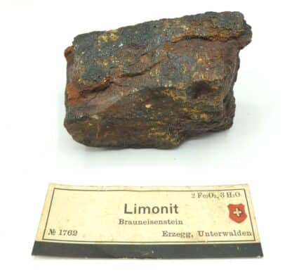 Limonite, Erzegg, Unterwalden, Suisse.