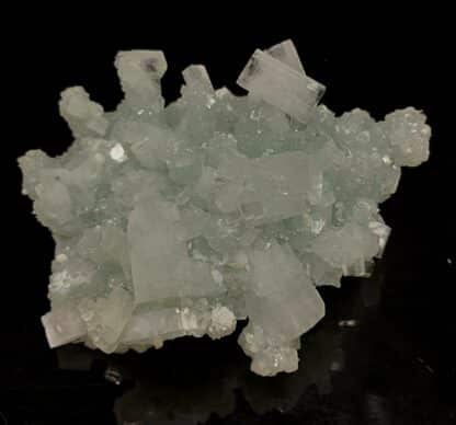 Apophyllite sur Prehnite, Poona, Inde.