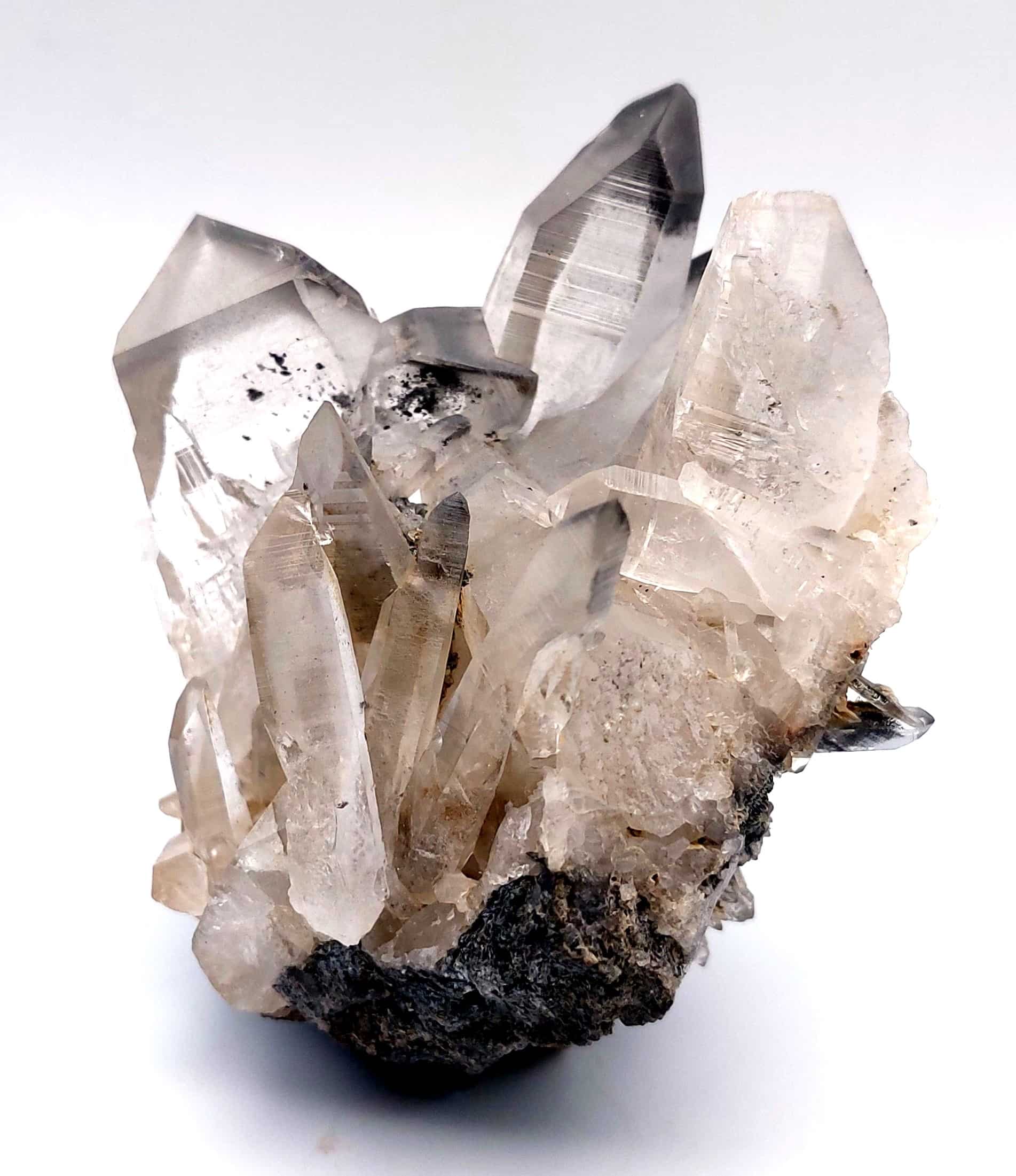 Quartz Carbon (macle de La Gardette ou japan law twin), Val Vals, Grisons, Suisse.