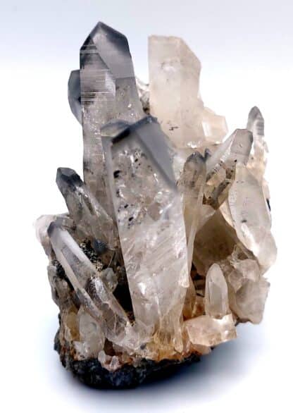 Quartz Carbon (macle de La Gardette ou japan law twin), Val Vals, Grisons, Suisse.