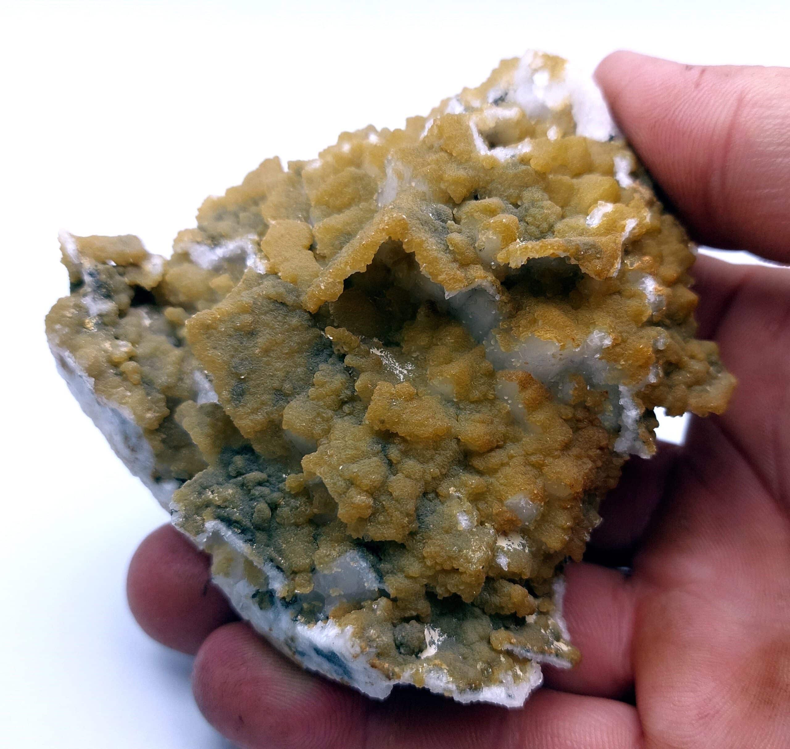 Sidérite et Quartz après Fluorite, mine du Burc, Le Burg, Tarn.
