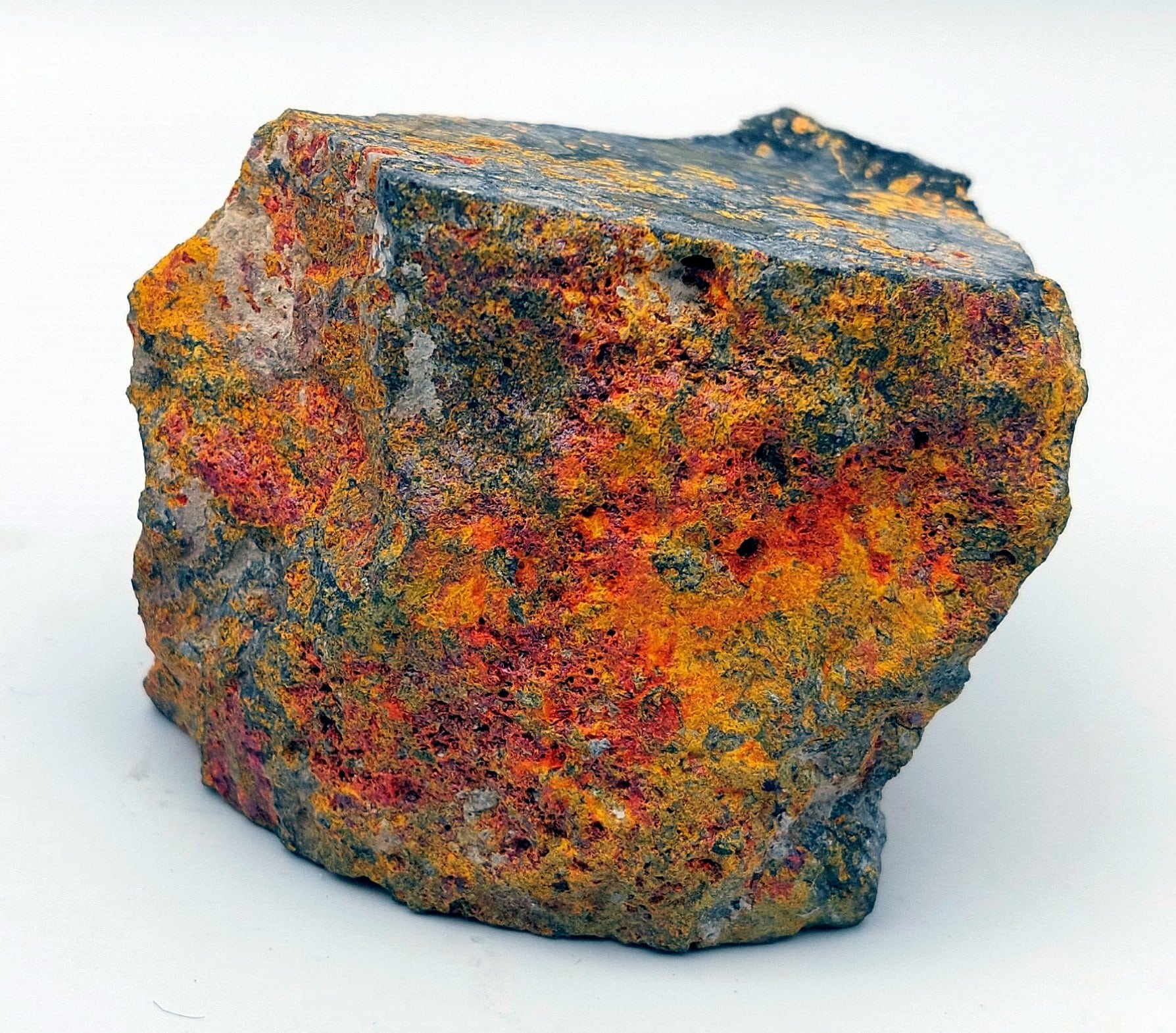 Orpiment, Réalgar et Pararéalgar, Matra, Corse.