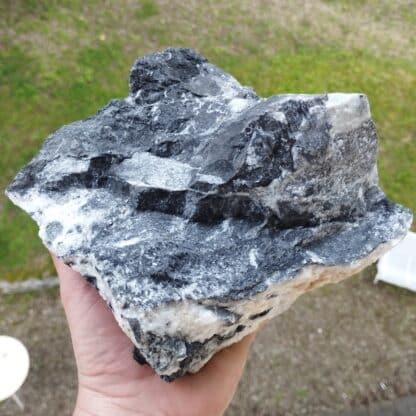 Dolomite, Calcite et Chalcopyrite, Glageon, Nord.