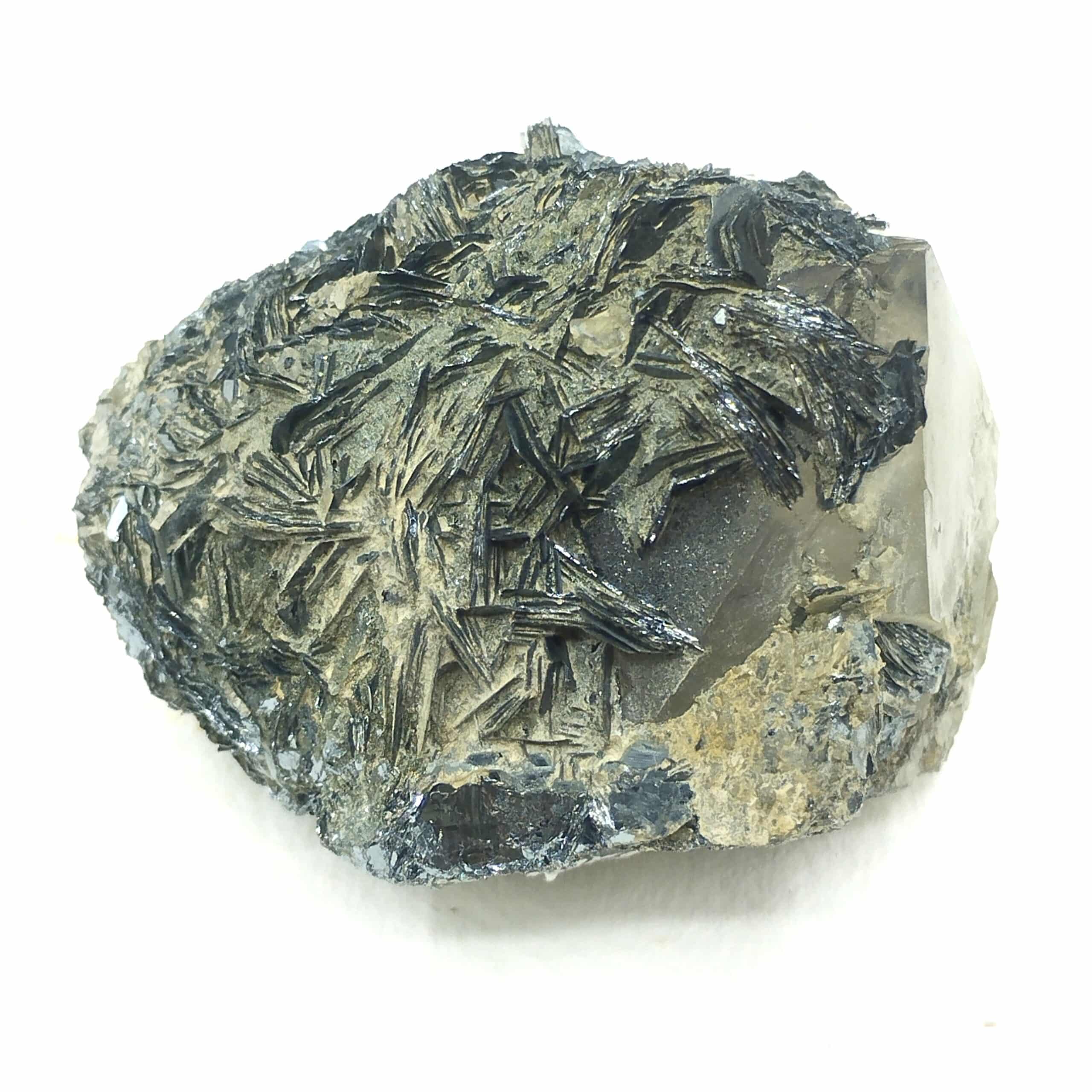 Hématite sur Quartz, Saint Gothard, Suisse.