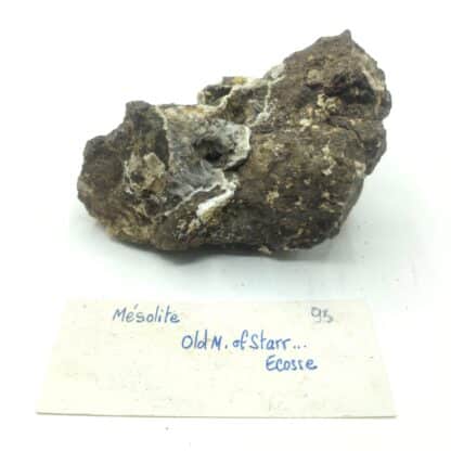 Mésolite, Old Man of Storr, Île de Skye, Écosse, Royaume-Uni.