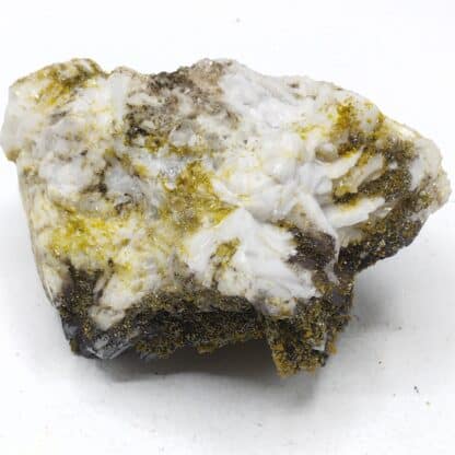 Pyromorphite & Psilomélane sur Baryte, Les Farges, Ussel, Corrèze.