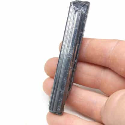 Stibine, mine d'Ichinokawa, Japon.