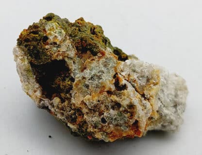 Crocoïte et Pyromorphite, Filon du Cantonnier, Nontron, Dordogne.