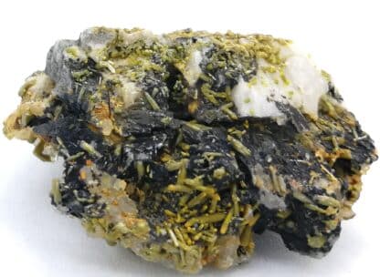 Pyromorphite, baryte, Les Farges, Ussel, Corrèze, Limousin.