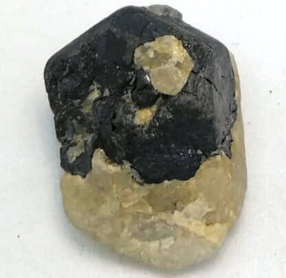 Rutile, quartz, Kerleven, Baie de Concarneau, Finistère, Bretagne.