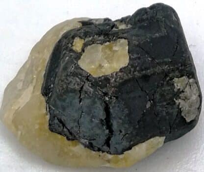 Rutile, quartz, Kerleven, Baie de Concarneau, Finistère, Bretagne.