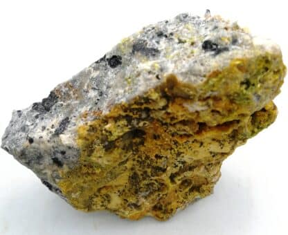 Pyromorphite, mine des Farges, Ussel, Corrèze.