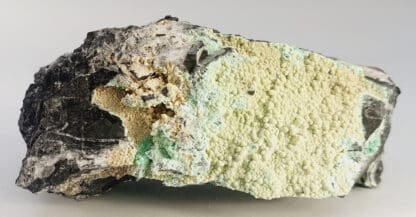 Variscite et Wawellite, carrière de la Floquerie, Pannecé, Loire-Atlantique.