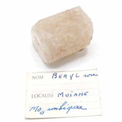 Morganite (béryl rose), Muiane, Mozambique.
