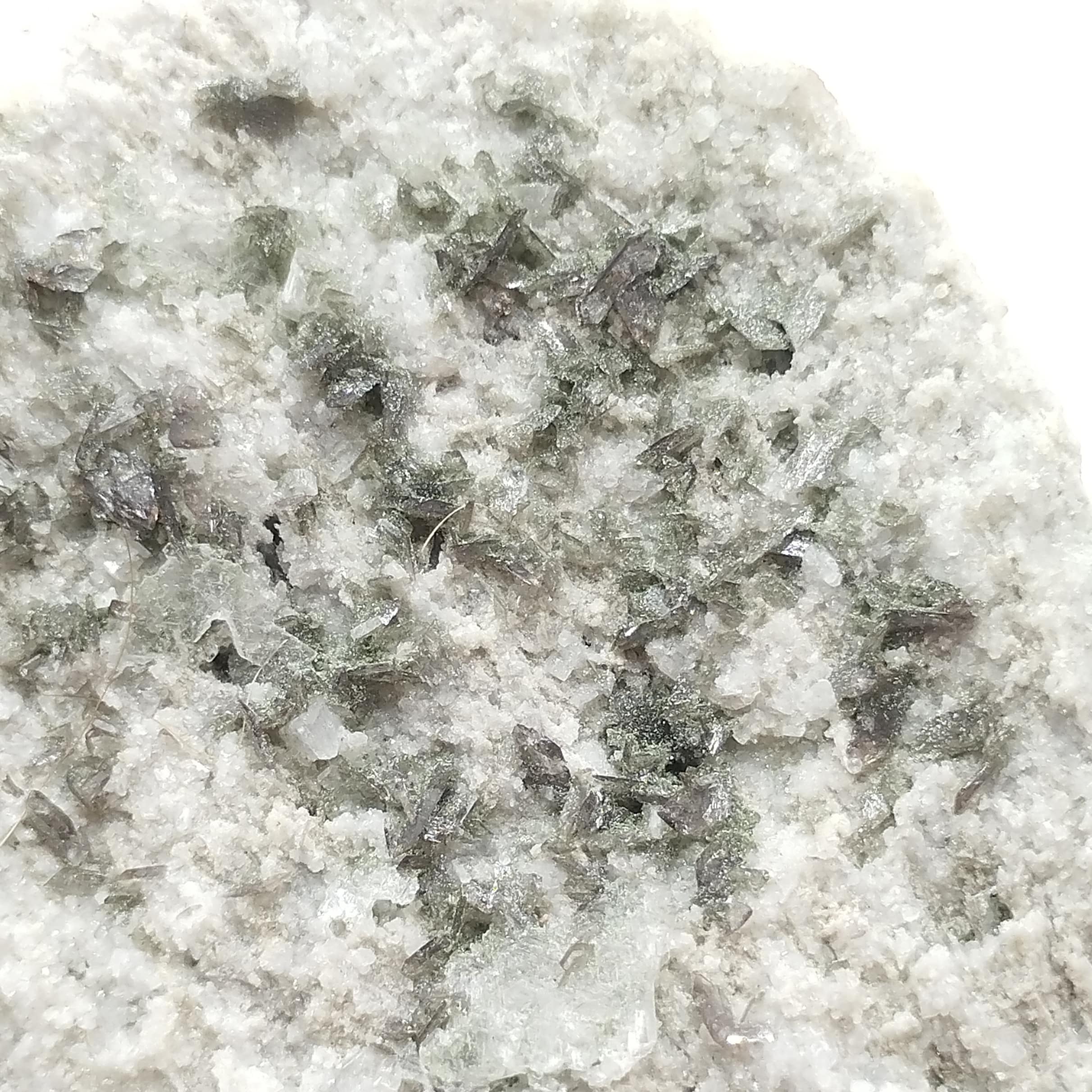 Axinite & Calcite, Goppenstein, Valais, Suisse.