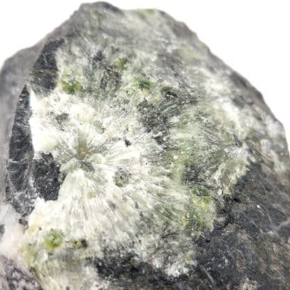 Wavellite (var. Minyulite), La Floquerie, Pannecé, Loire-Atlantique.