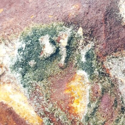 Olivénite et Limonite, mine de La Garonne, Var.